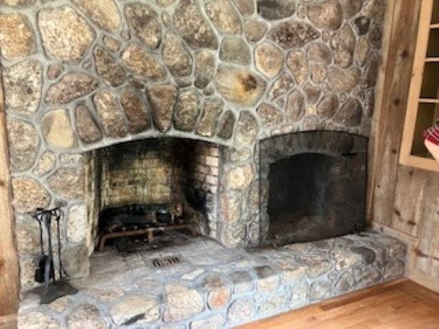 338 East Washington - Photo 3