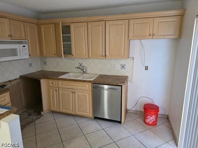 12342 Woodrose Court - Photo 5
