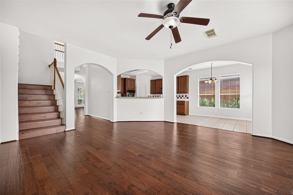 11811 Sunset Lake Court - Photo 11