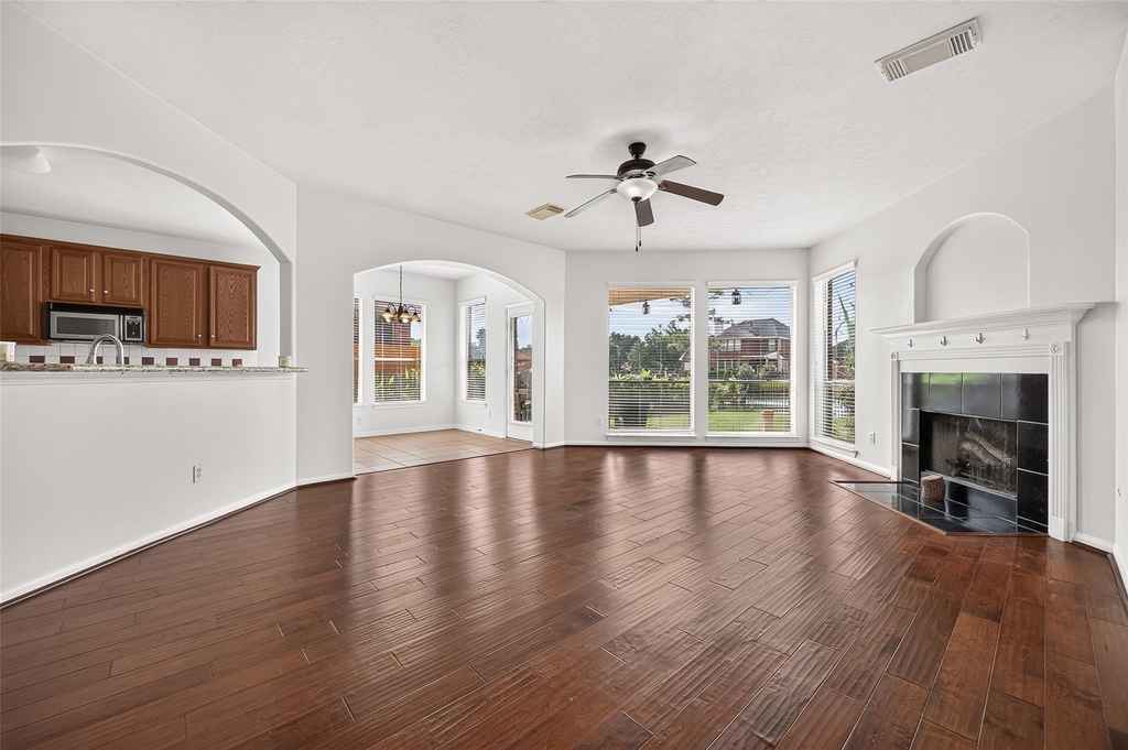 11811 Sunset Lake Court - Photo 8