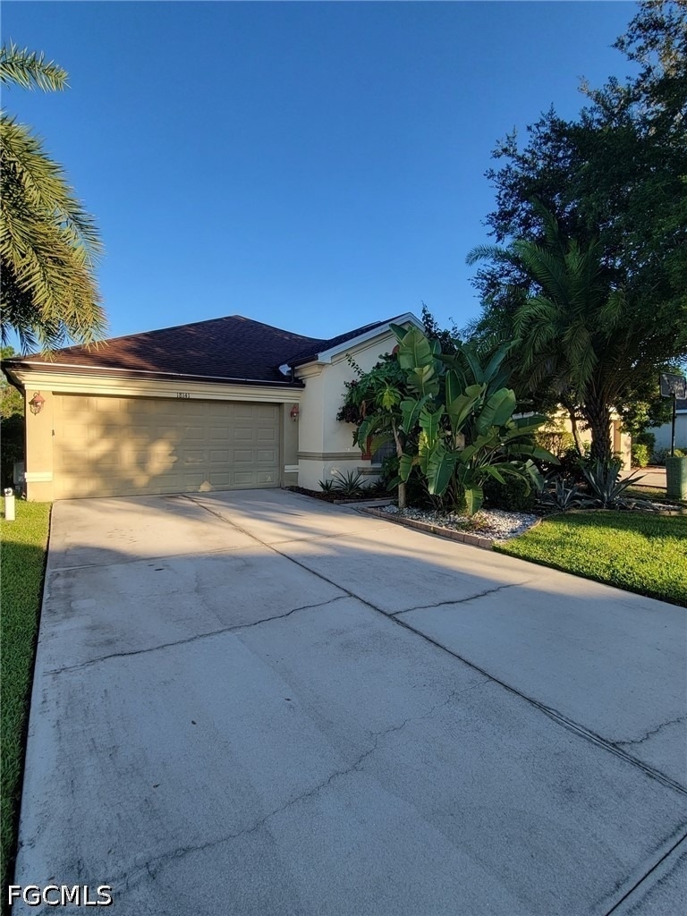 18141 Horizon View Boulevard - Photo 0