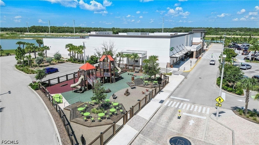 15927 Mulrion Boulevard - Photo 44