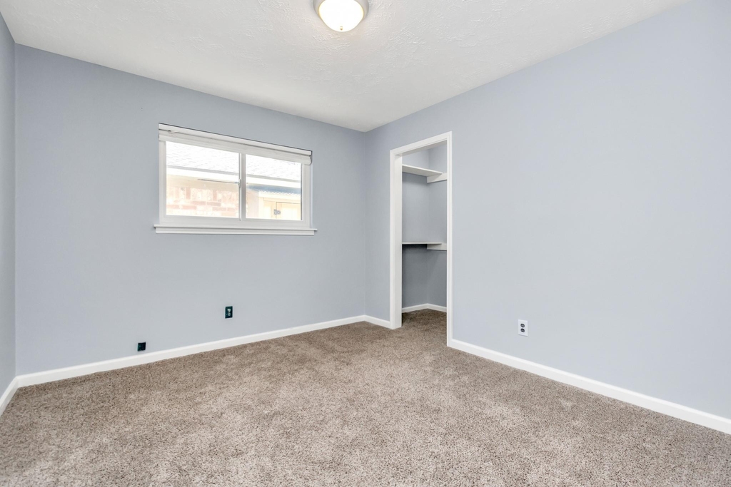 13627 Greenridge Drive - Photo 22