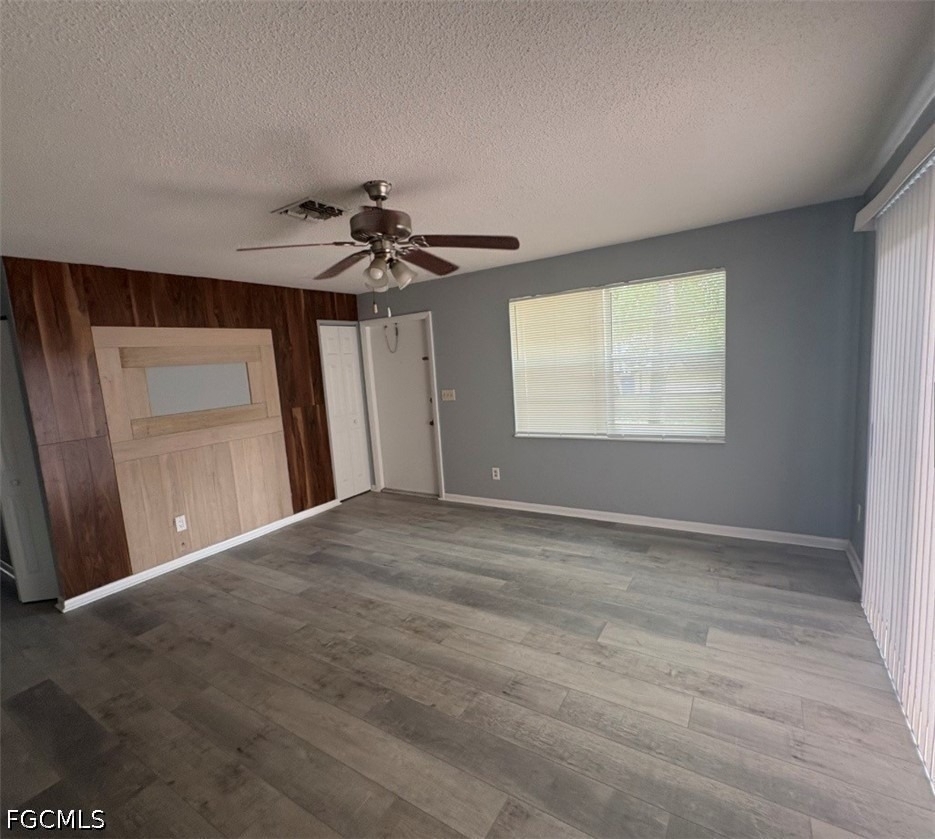 424 Valley Drive - Photo 2