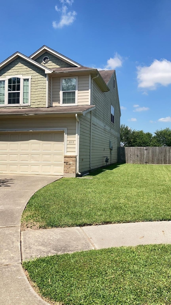 3310 Jib Court - Photo 2