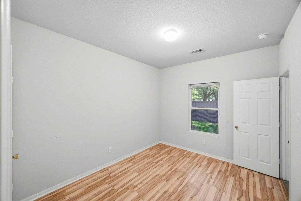 2702 Youpon Lake Court - Photo 29