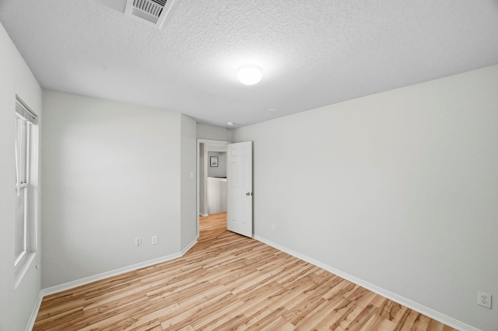 2702 Youpon Lake Court - Photo 25
