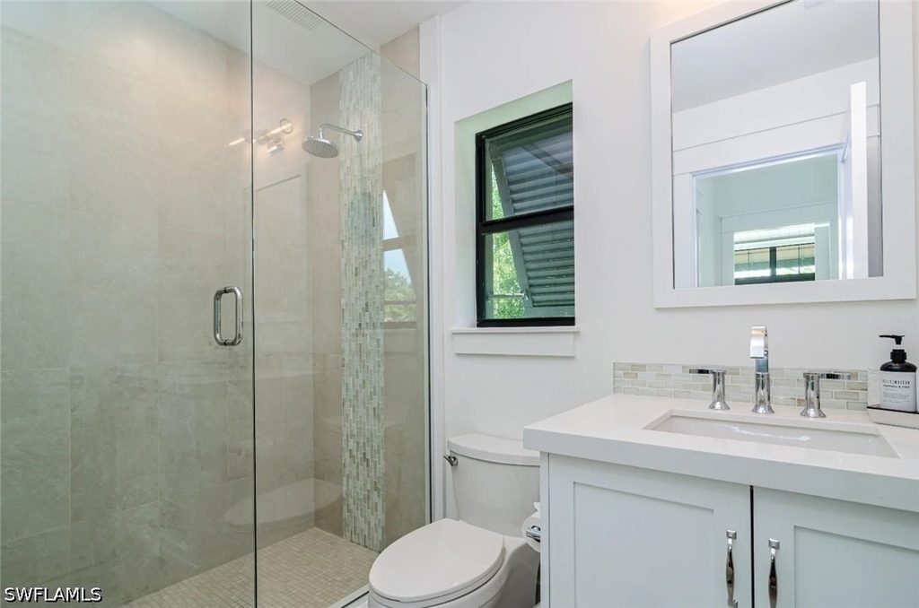 930 9th Street S - Photo 8