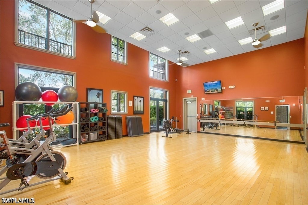 9050 Capistrano Street N - Photo 44