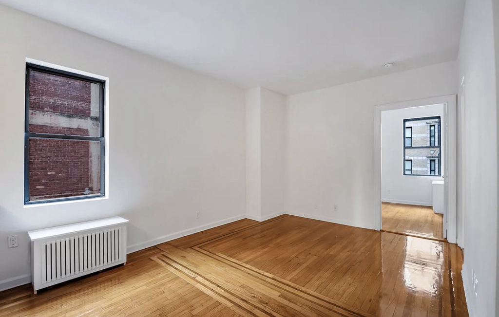 121 Madison Avenue - Photo 3