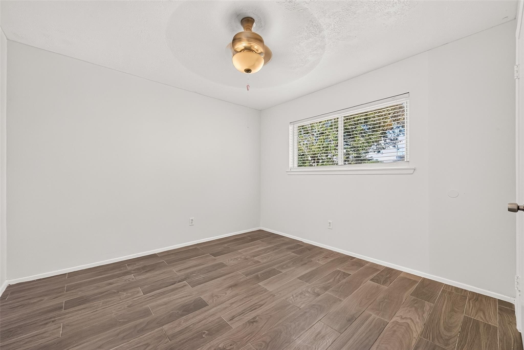 1002 Kenforest Drive - Photo 39