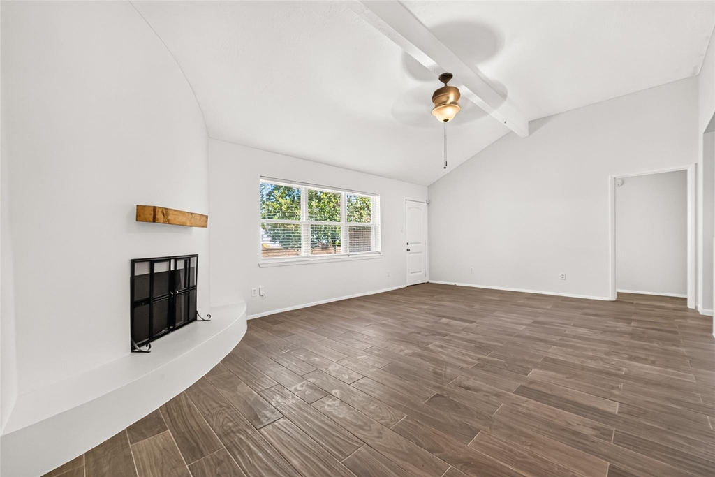 1002 Kenforest Drive - Photo 4
