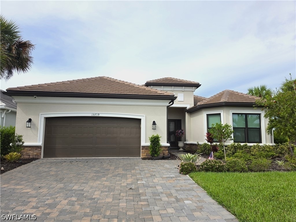15719 Cortina Street - Photo 0