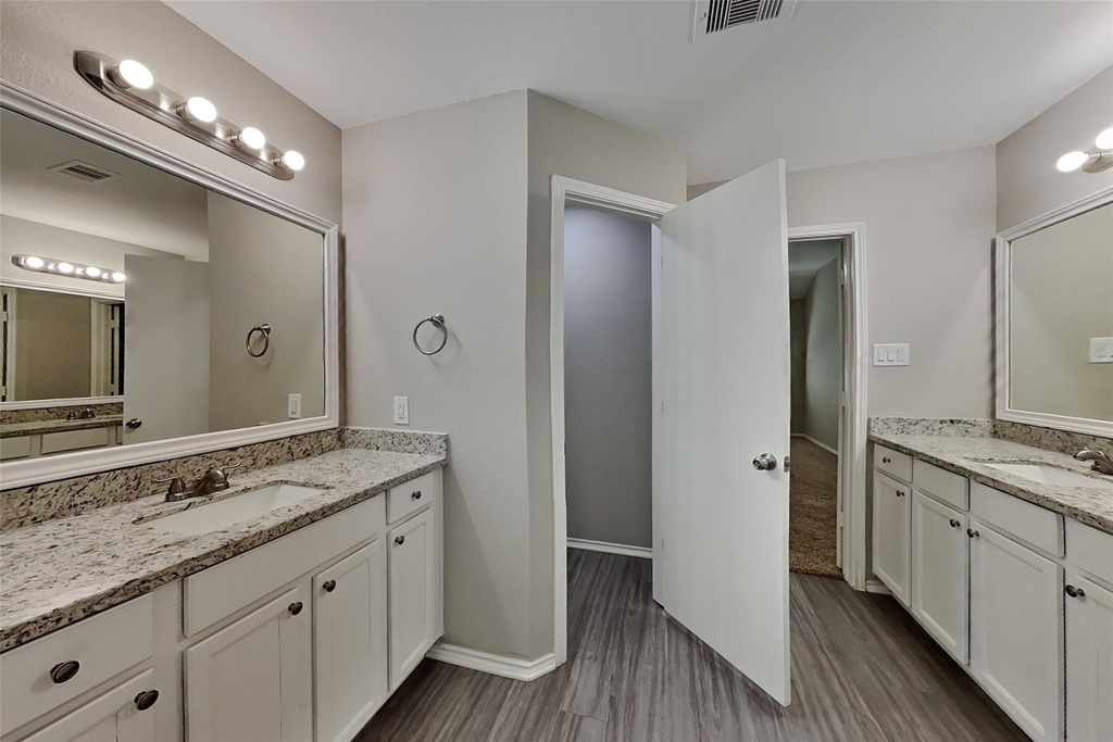 11409 Ryan Court - Photo 6