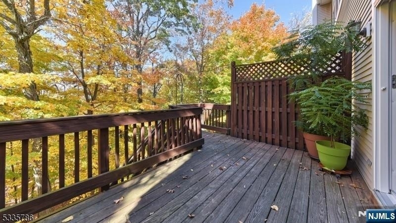 219 Warbler - Photo 10