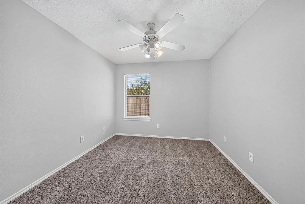 20531 Newfalls Court - Photo 23