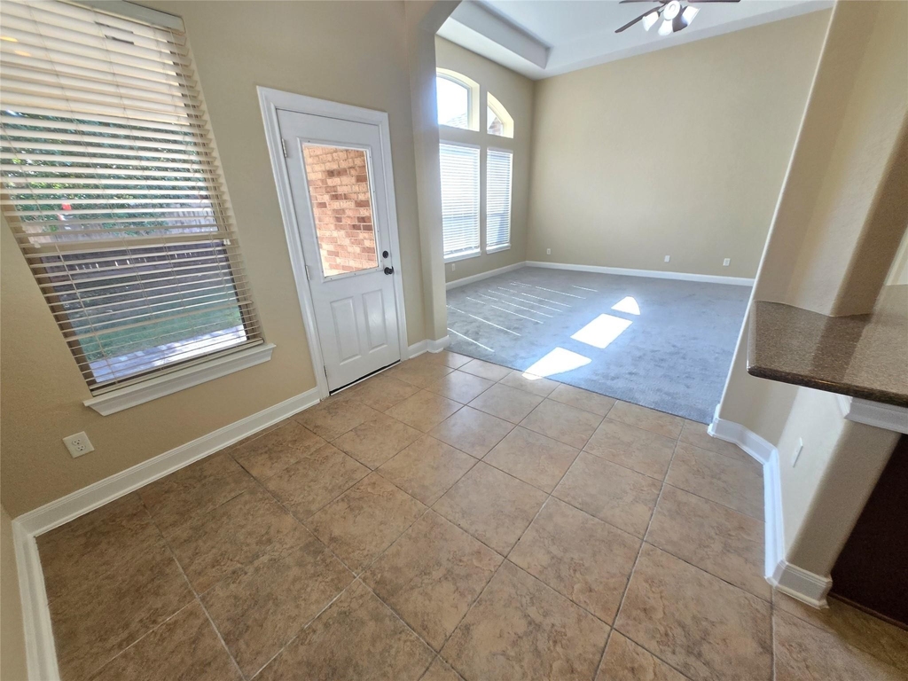 6611 Rosemary Knoll Lane - Photo 14