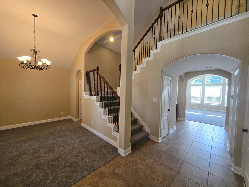 6611 Rosemary Knoll Lane - Photo 9