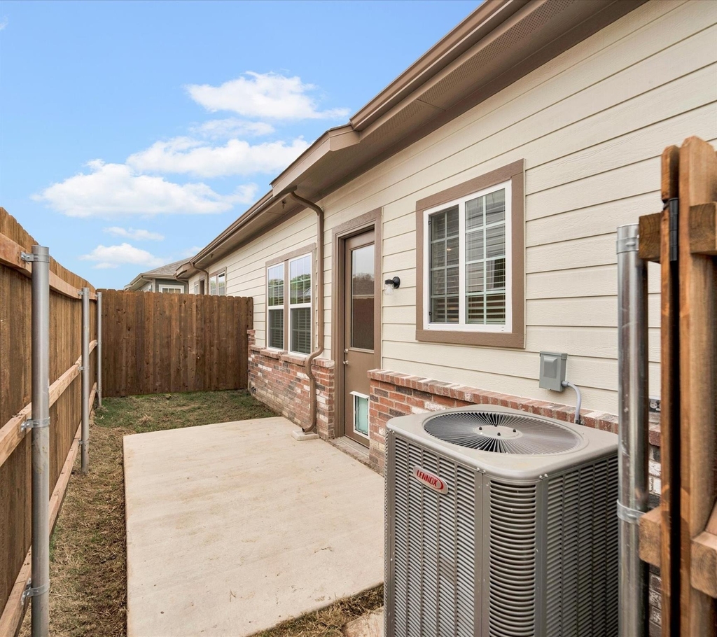 2709-710 Rockhill Road - Photo 12