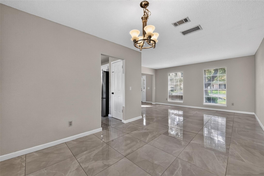 3423 Green Fields Drive - Photo 8