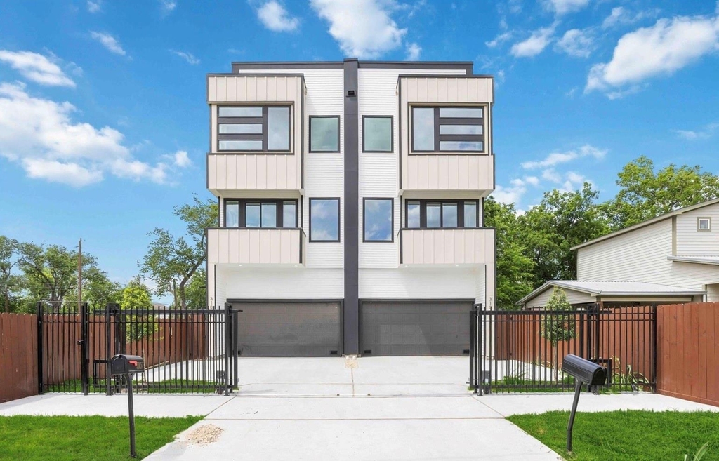 3103 Lelia Street - Photo 2