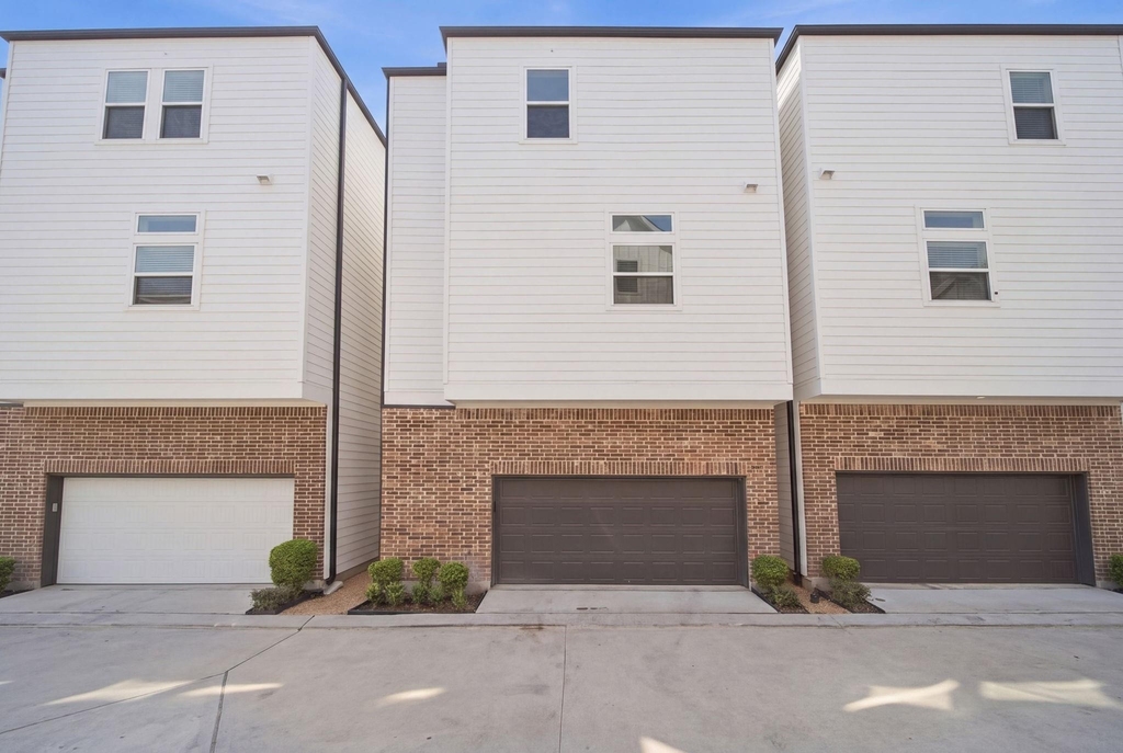 332 Eastwood Street - Photo 18