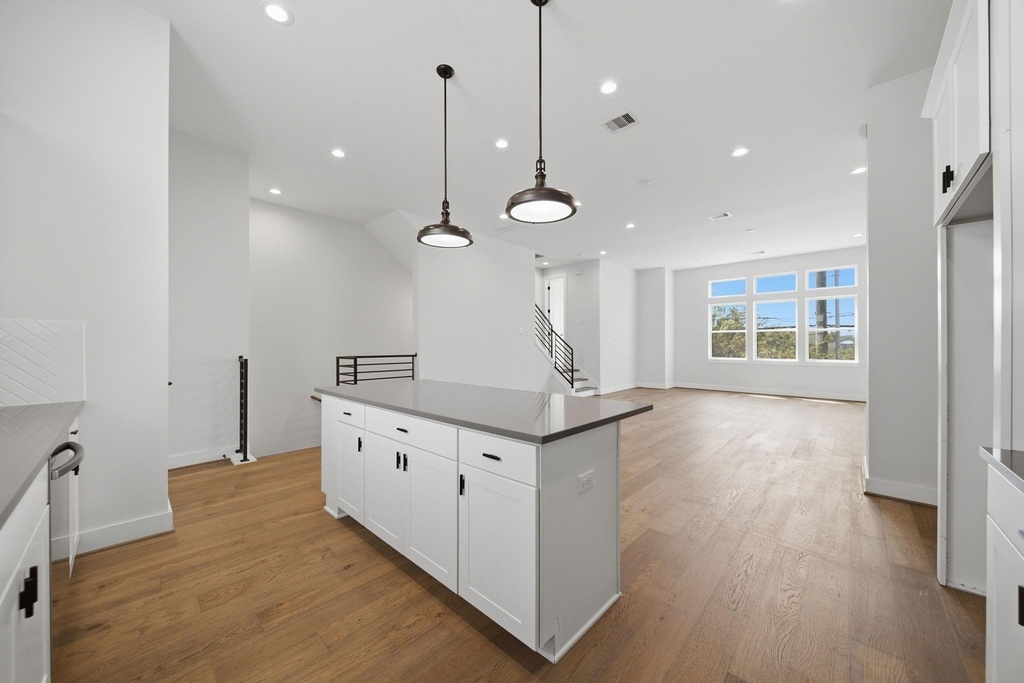 332 Eastwood Street - Photo 10
