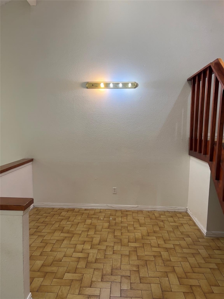 12676 Newbrook Drive - Photo 6