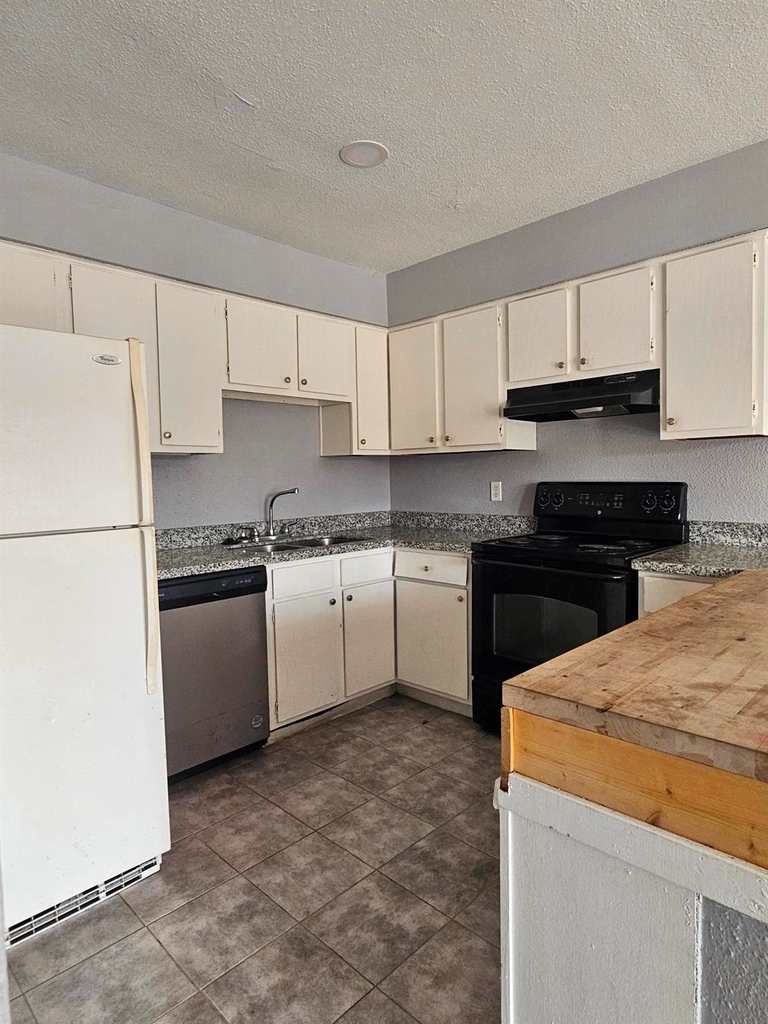 13480 S Thorntree Drive - Photo 5