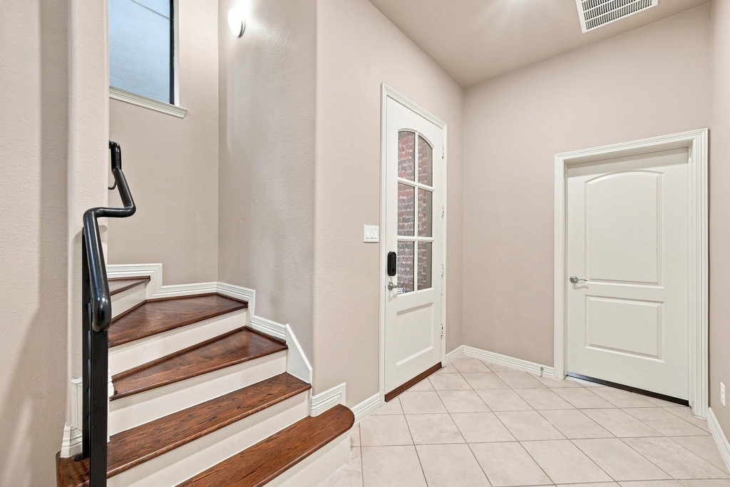 2422 Langston Street - Photo 6