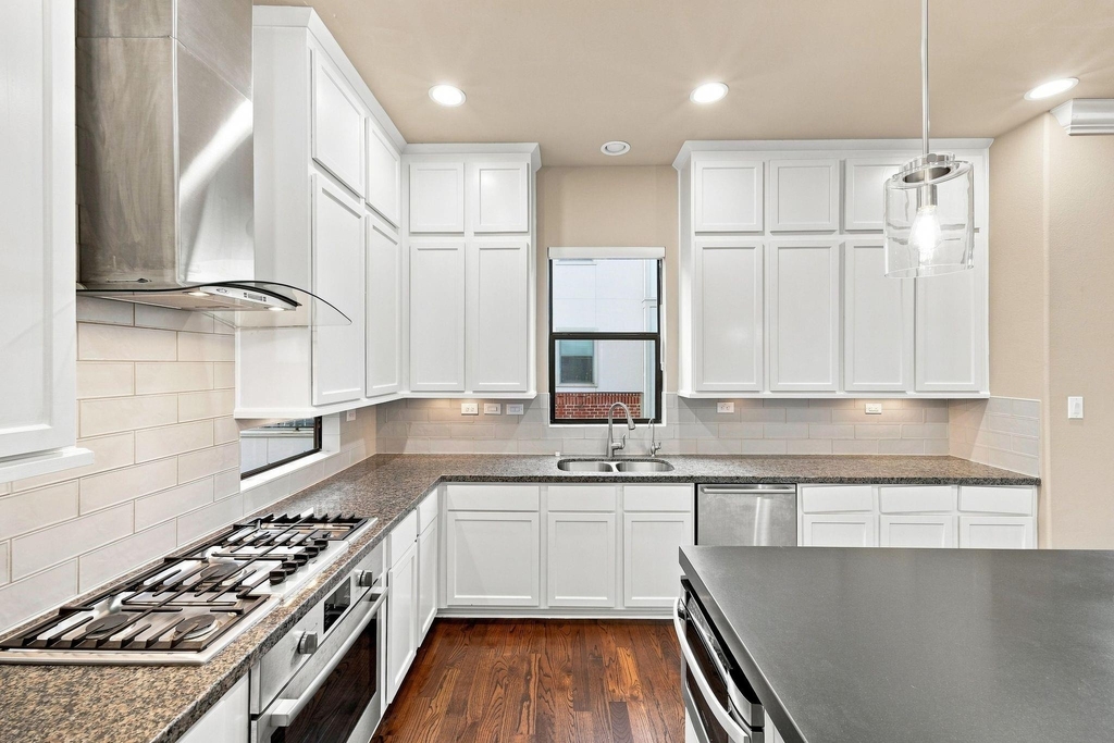 2422 Langston Street - Photo 27