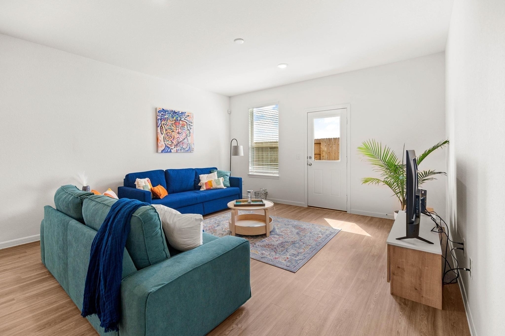 1301 Bright Hill Drive - Photo 9