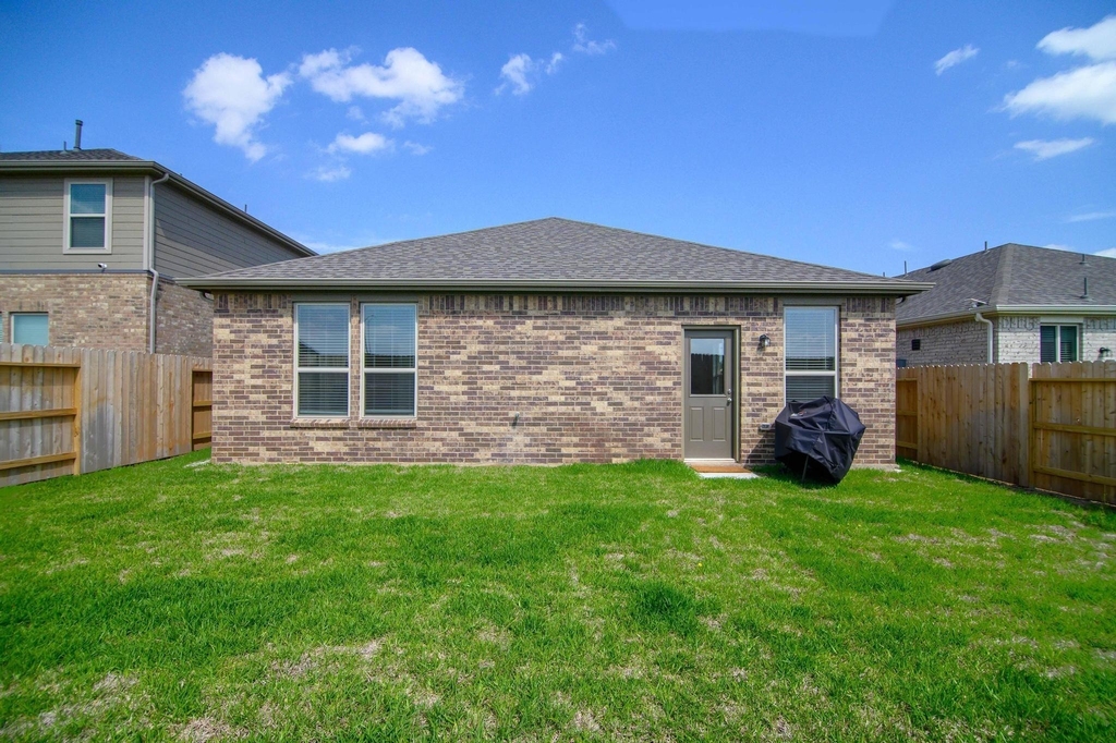 1301 Bright Hill Drive - Photo 32