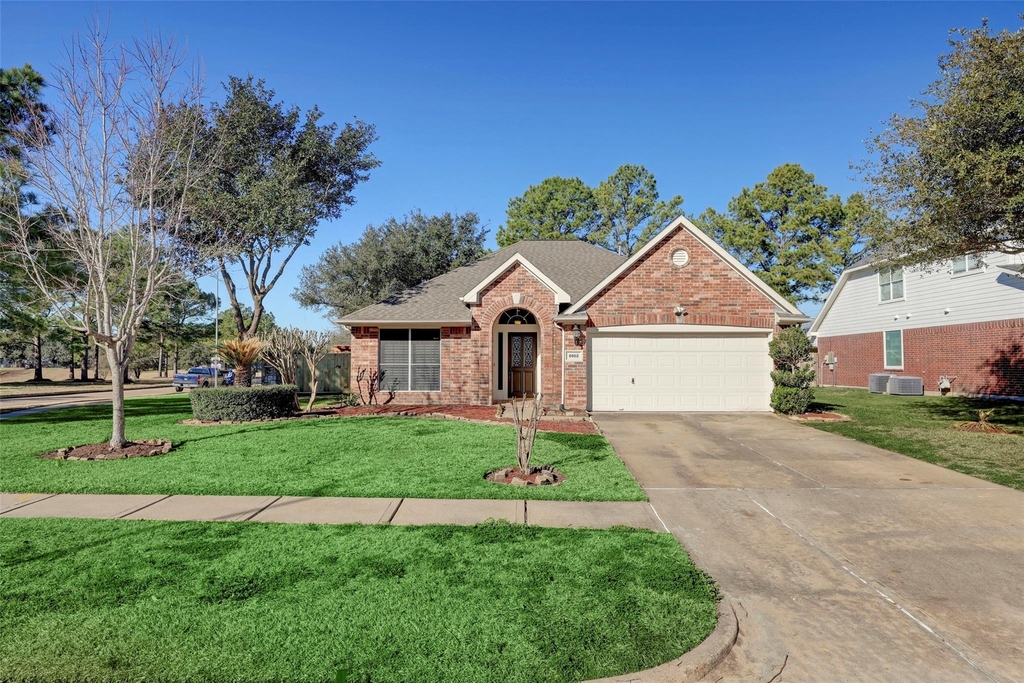 8903 Aberdeen Park Drive - Photo 0