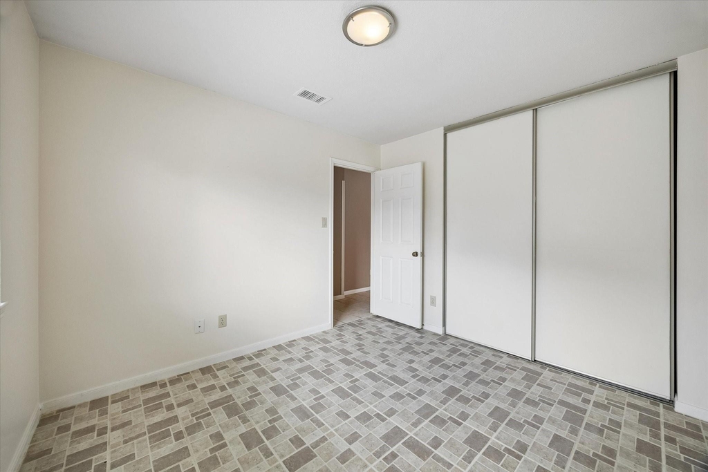 12827 Sandri Lane - Photo 19