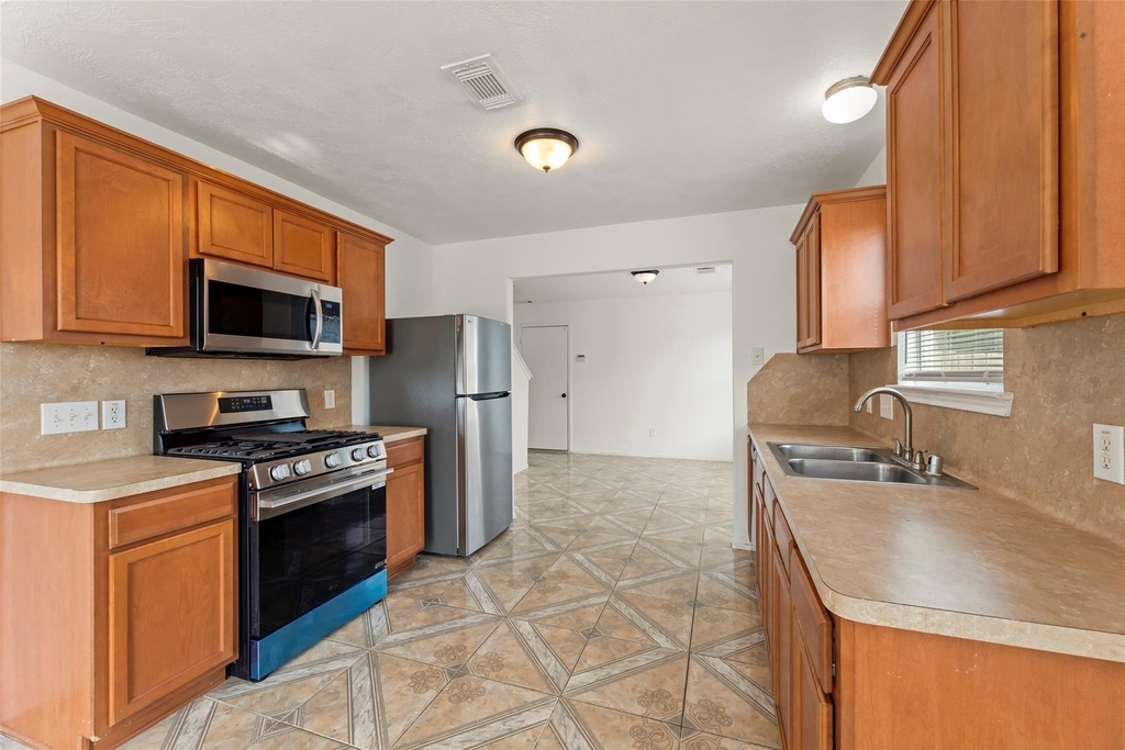 1931 Blossom Breeze Lane - Photo 5
