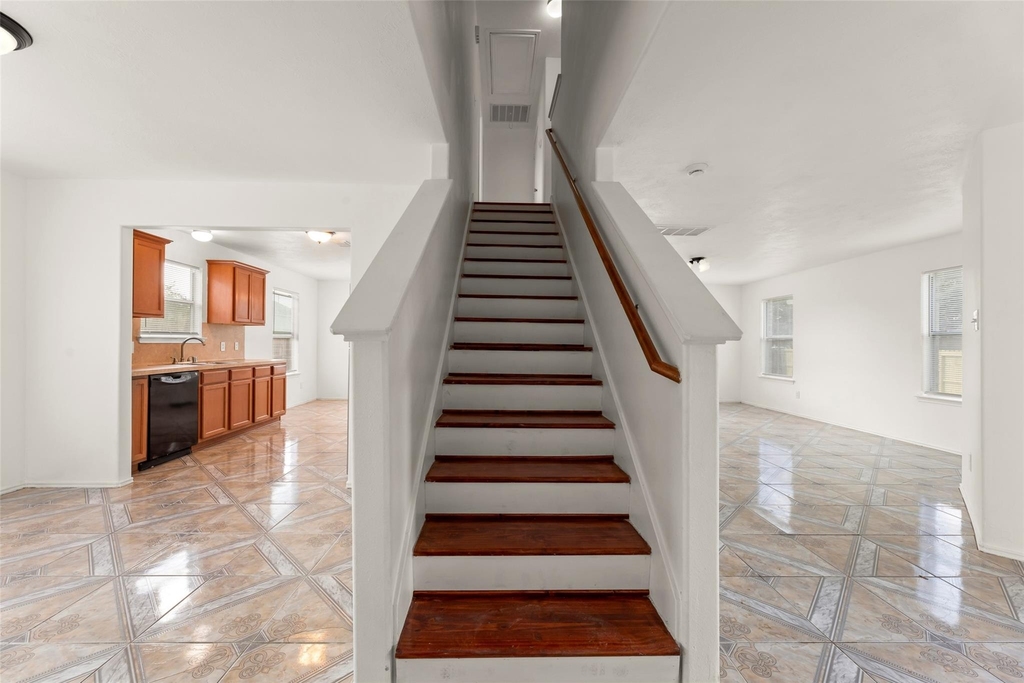 1931 Blossom Breeze Lane - Photo 11