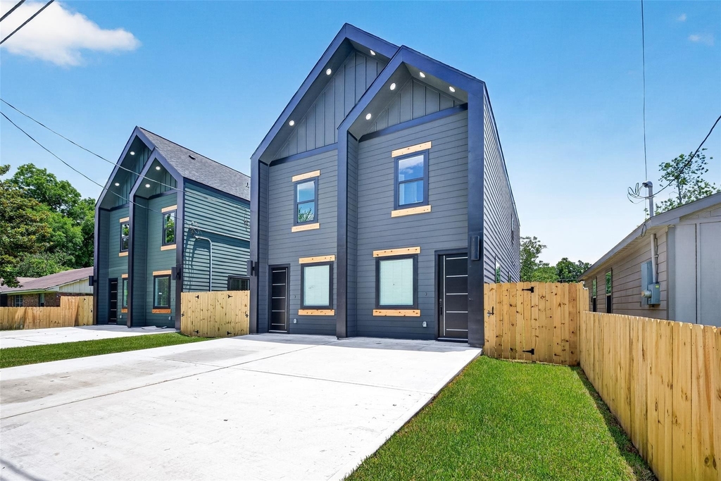 7836 Nashville St Unit B Street - Photo 1