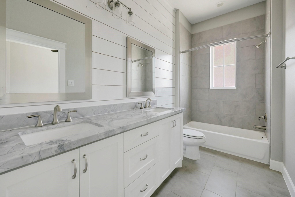 5233 Larkin Street - Photo 13