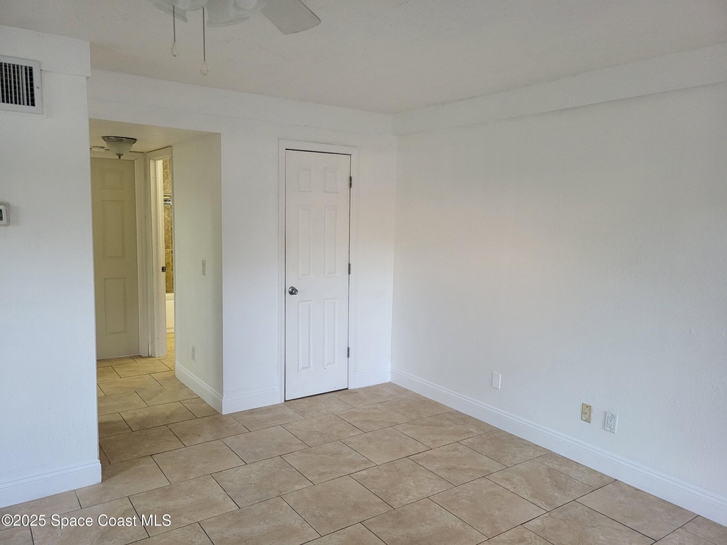 2005 Carlton Drive - Photo 7
