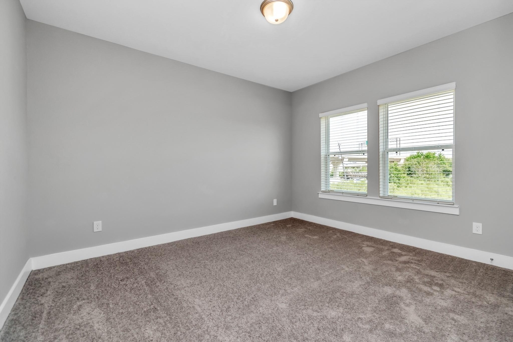 2733 Ruhman Fields Drive - Photo 29