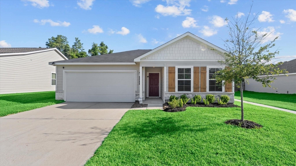 304 Del Monte Drive - Photo 0