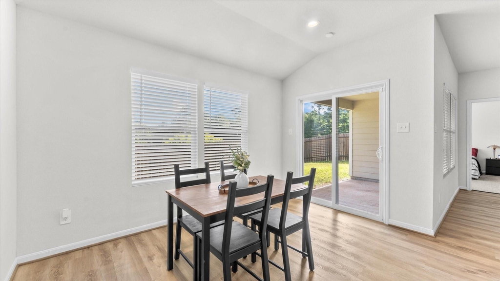 304 Del Monte Drive - Photo 18