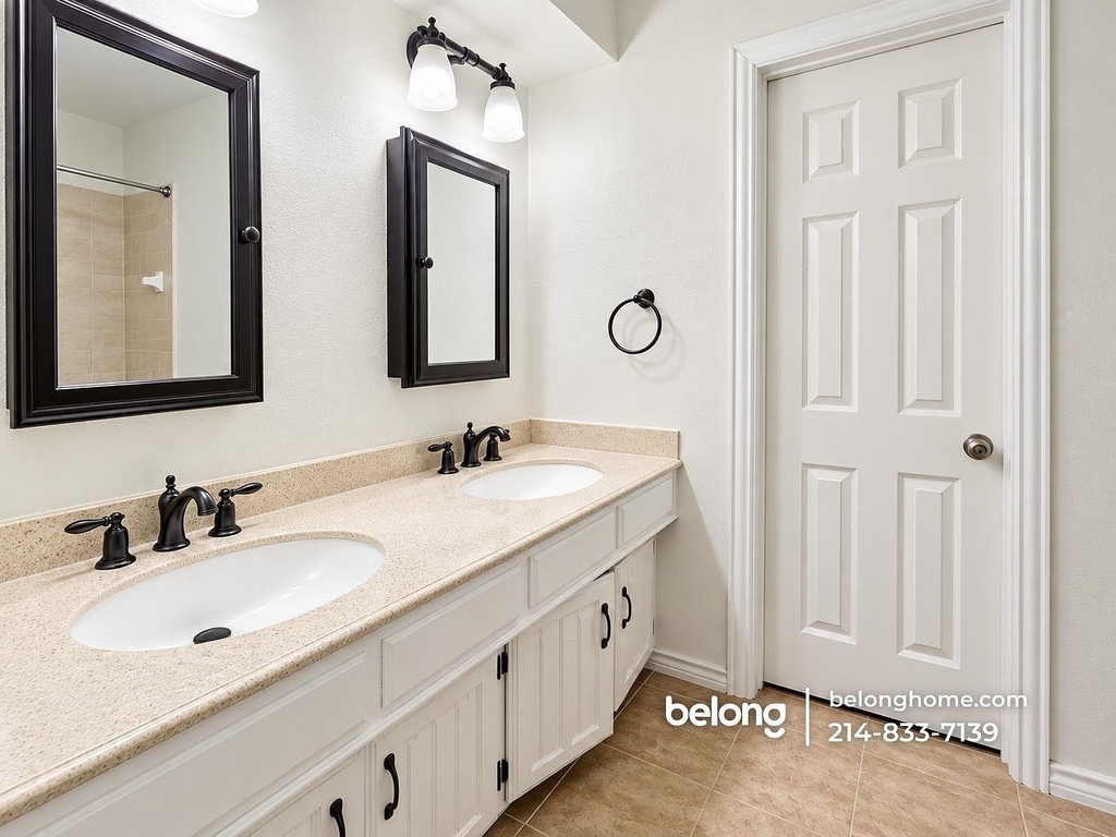1406 North Trail Drive - Photo 5