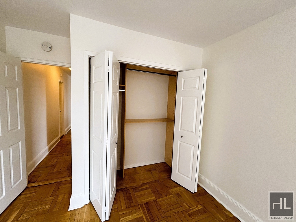 East 79th Street - Photo 0