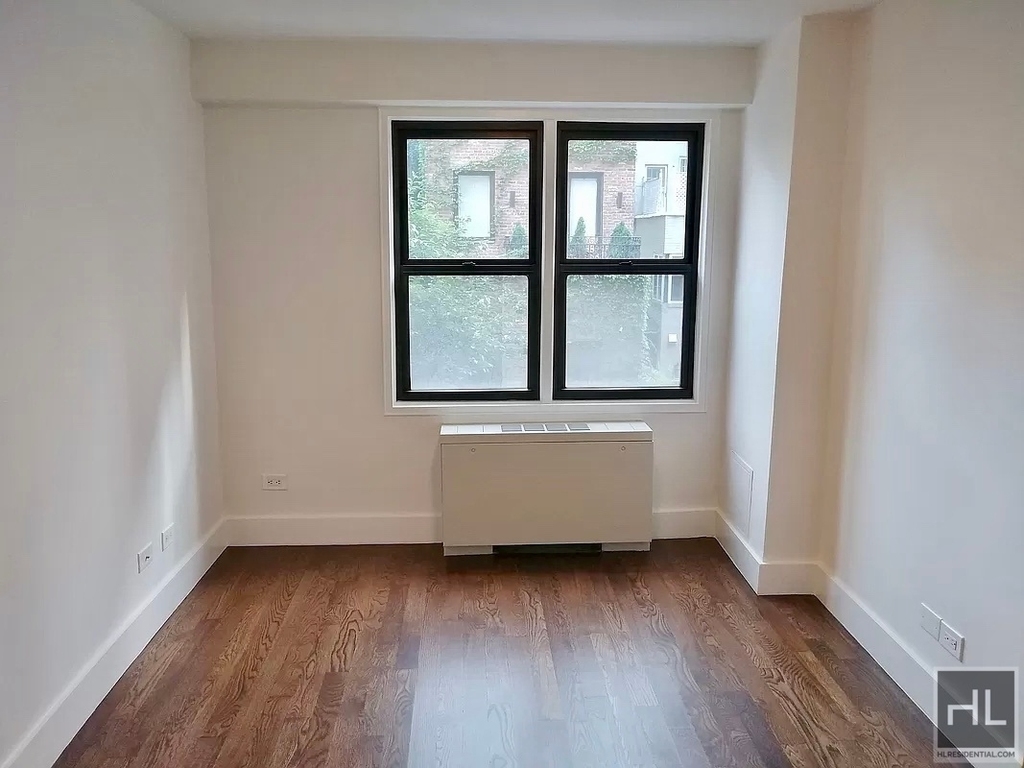 East 63 Street - Photo 1