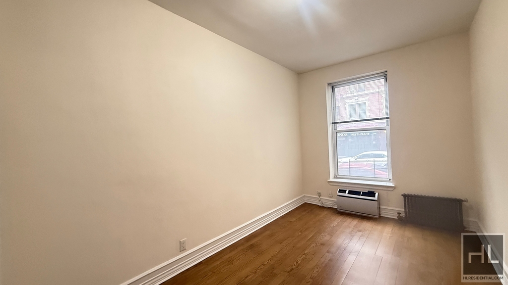 East 83 Street - Photo 0