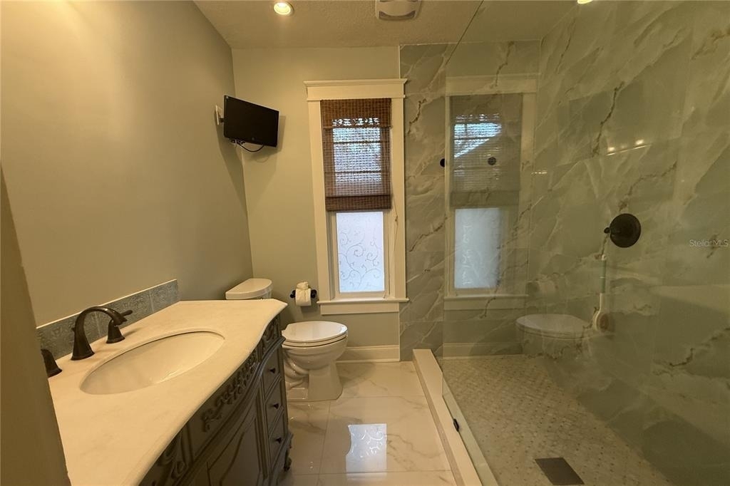1016 E Powhatan Avenue - Photo 25