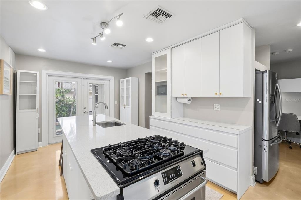4202 W Palmira Avenue - Photo 26