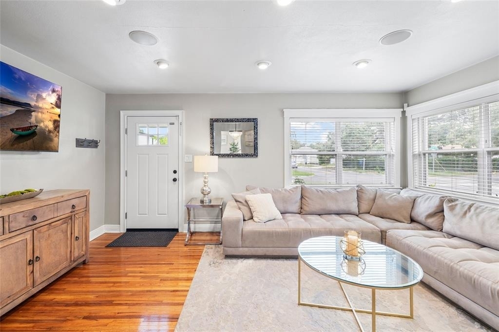 4202 W Palmira Avenue - Photo 21